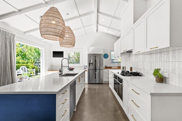 Photo of property in 18a Reynolds Road, Havelock North, 4130