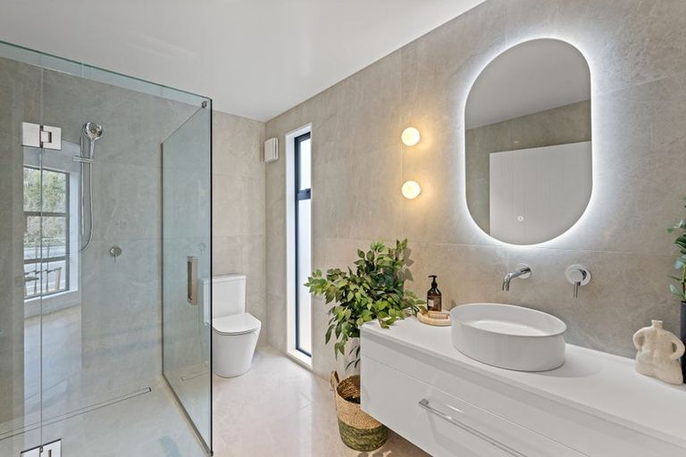 Photo of property in 1/11 Carlton Mill Road, Merivale, Christchurch, 8014