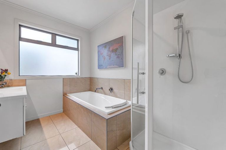 Photo of property in 4 Cherry Lane, Hurdon, New Plymouth, 4310