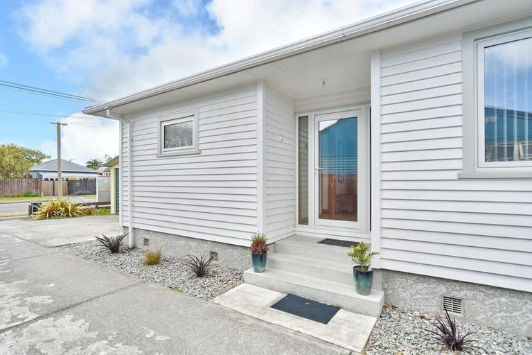 Photo of property in 114 Pine Avenue, South New Brighton, Christchurch, 8062