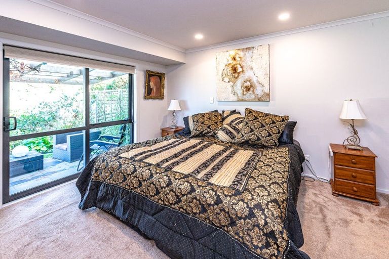 Photo of property in Caversham Park, 2/2 Caversham Road, Westmere, Whanganui, 4501