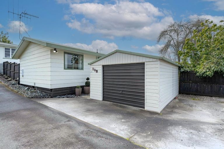 Photo of property in 39b Windsor Road, Maeroa, Hamilton, 3200