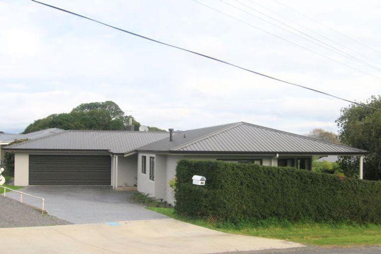 Photo of property in 20 Pagitt Street, Coromandel, 3506