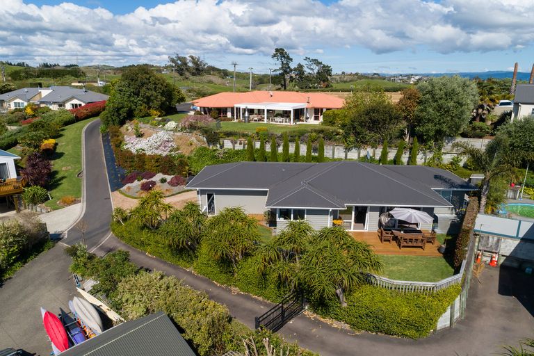 Photo of property in 109a Kaitemako Road, Welcome Bay, Tauranga, 3112