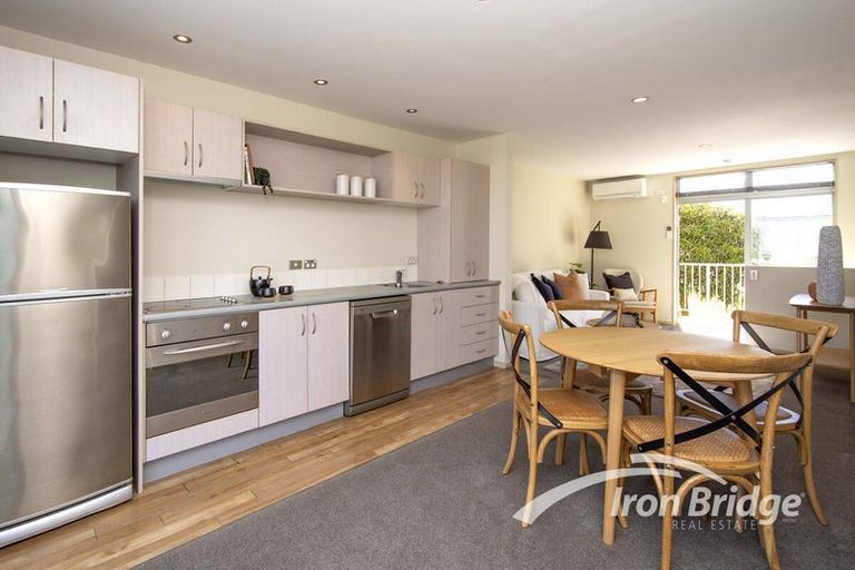 Photo of property in 4/54 Champion Street, Edgeware, Christchurch, 8013