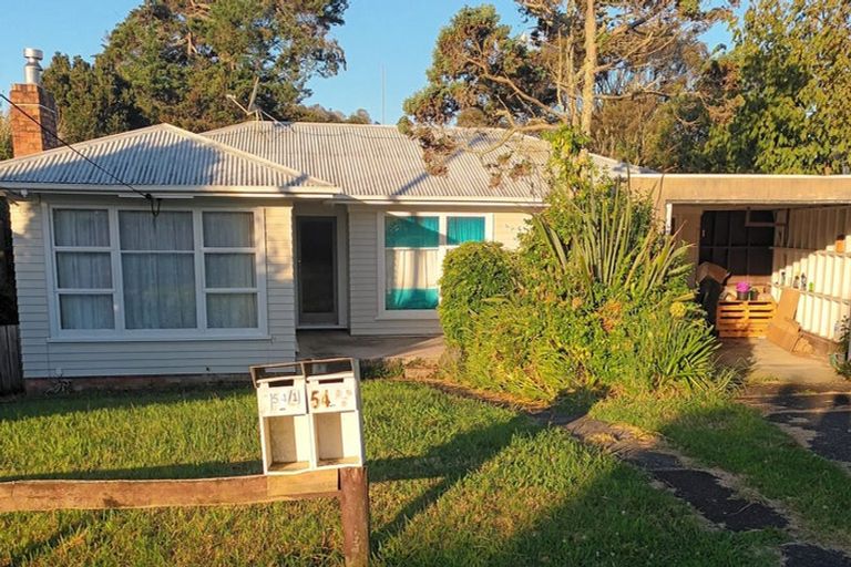 Photo of property in 54 Chippendale Crescent, Birkdale, Auckland, 0626