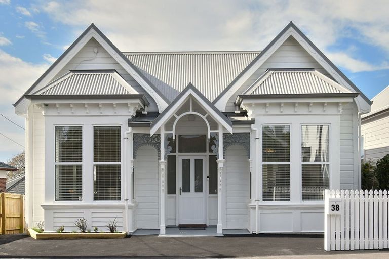 Photo of property in 38 Highgate, Belleknowes, Dunedin, 9011