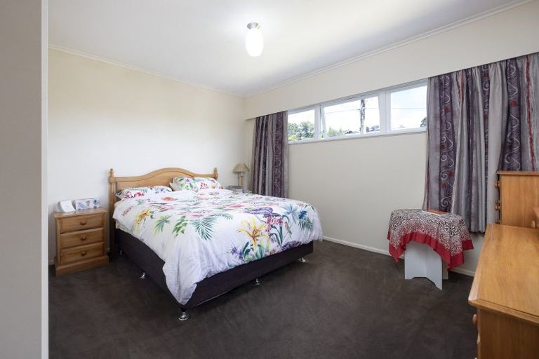 Photo of property in 27 Mason Street, New Lynn, Auckland, 0600