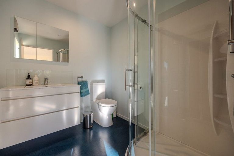 Photo of property in 8 Kennedy Crescent, Wanaka, 9305