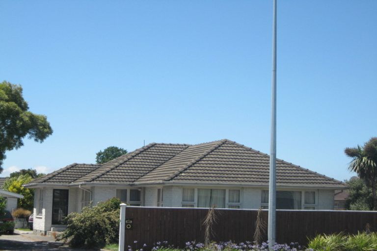 Photo of property in 5a Masham Road, Broomfield, Christchurch, 8042