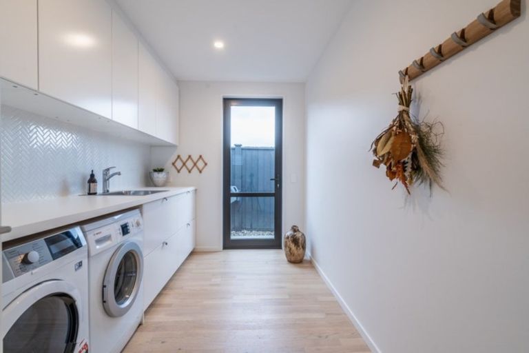 Photo of property in 40 Glen Dene Crescent, Wanaka, 9305