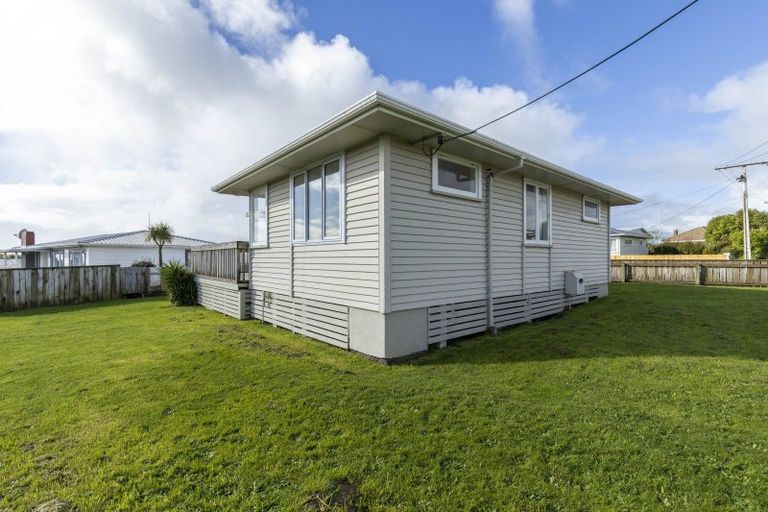 Photo of property in 2 Watene Crescent, Waitara, 4320