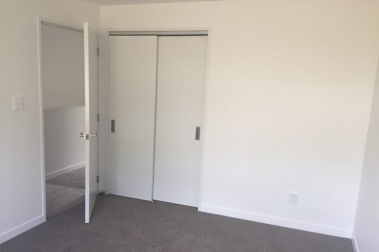 Photo of property in 7u3 Handyside Street, Tawa, Wellington, 5028
