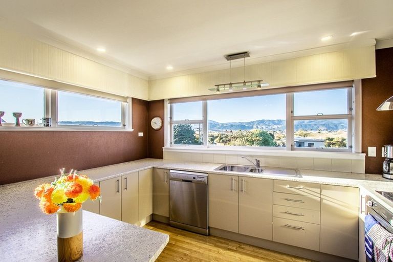 Photo of property in 29a Golf Road, Paraparaumu Beach, Paraparaumu, 5032