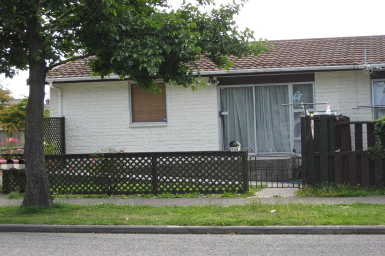 Photo of property in 4/21 Allard Street, Edgeware, Christchurch, 8013