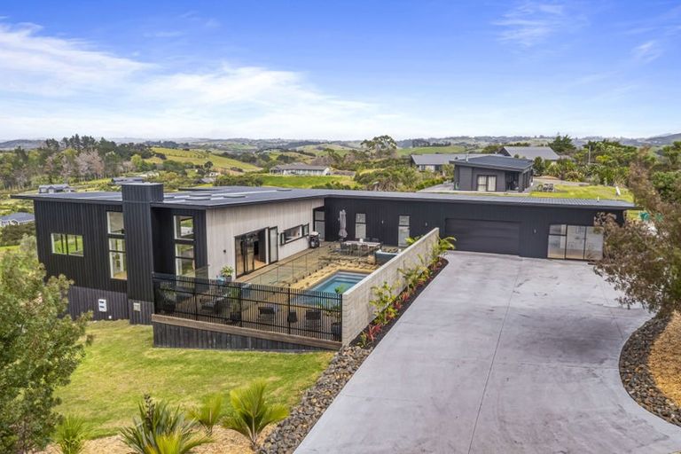 Photo of property in 117 Robert Hastie Drive, Mangawhai, 0573