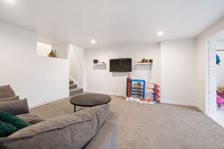Photo of property in 19 Hinton Avenue, Forest Lake, Hamilton, 3200