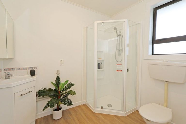 Photo of property in 23 Blackwater Street, Bluff, 9814