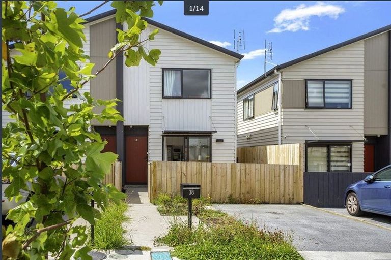 Photo of property in 38 Matawhanga Drive, Wattle Downs, Auckland, 2103