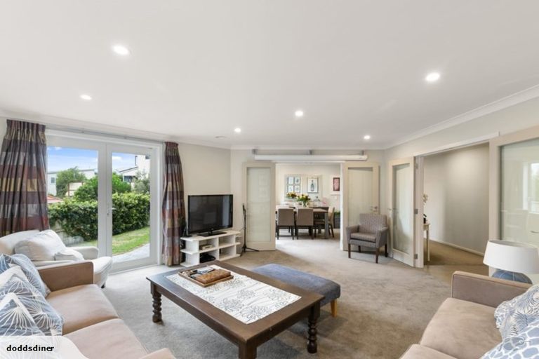 Photo of property in 5 Winsley Terrace, Churton Park, Wellington, 6037