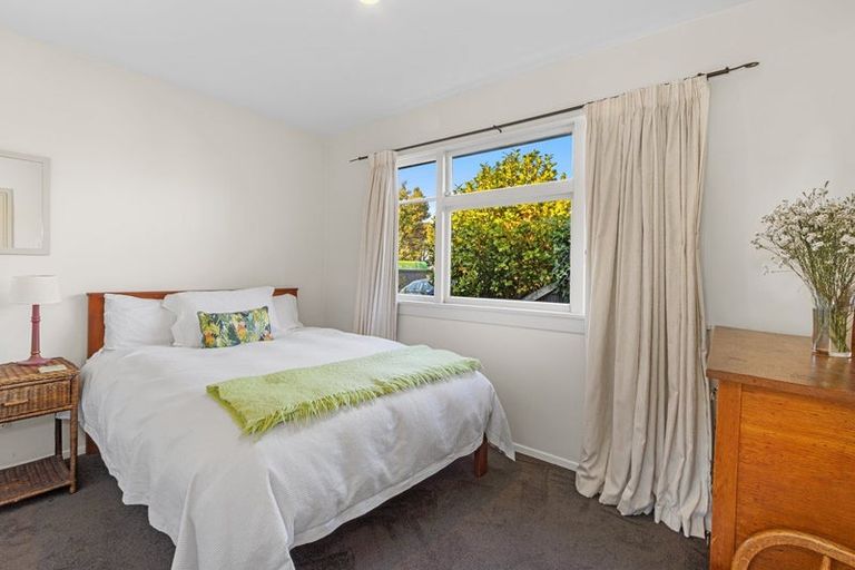 Photo of property in 267 Weston Road, Mairehau, Christchurch, 8052