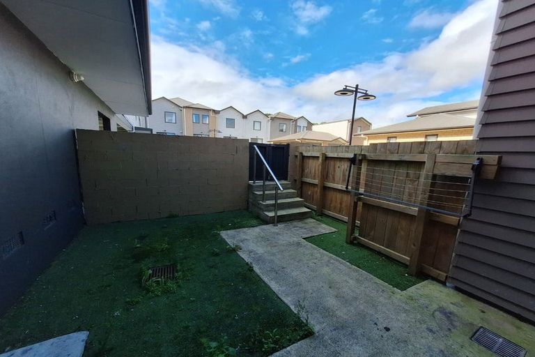 Photo of property in 6/5 Wallson Crescent, Wiri, Auckland, 2104