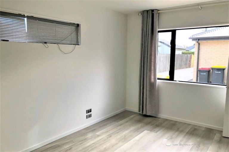 Photo of property in 17 Delph Street, Avonhead, Christchurch, 8042