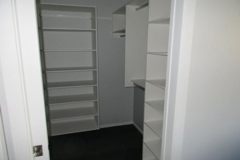 Photo of property in 30 Koru Loop, Paraparaumu, 5032