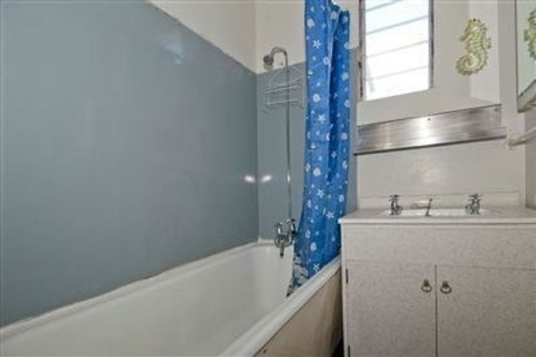 Photo of property in 94 Neville Street, Spreydon, Christchurch, 8024