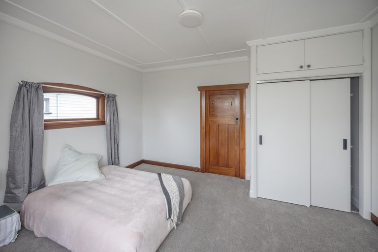 Photo of property in 16 Teviot Street, Oamaru North, Oamaru, 9400