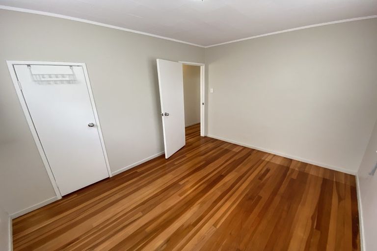 Photo of property in 12 Aarts Avenue, Manurewa, Auckland, 2102