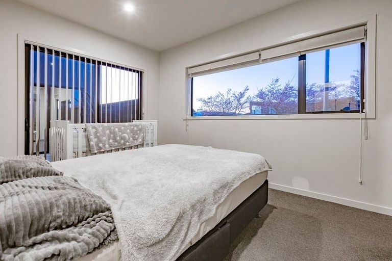 Photo of property in 7 Liberation Road, Papakura, 2110