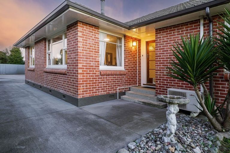 Photo of property in 4 Leander Street, Northcote, Christchurch, 8052