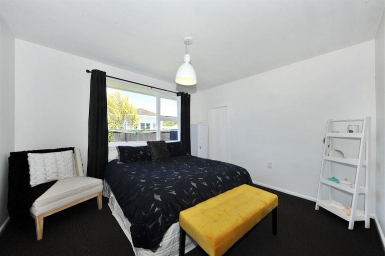 Photo of property in 2/56 Surrey Street, Linwood, Christchurch, 8062