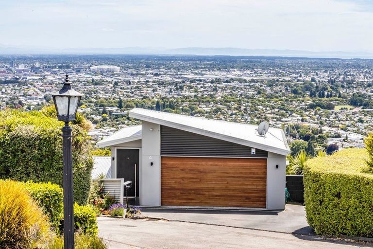 Photo of property in 4 Patchett Place, Cashmere, Christchurch, 8022