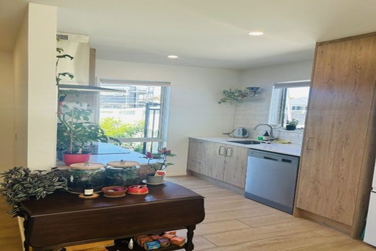 Photo of property in 2/17 Ward Street, Addington, Christchurch, 8024