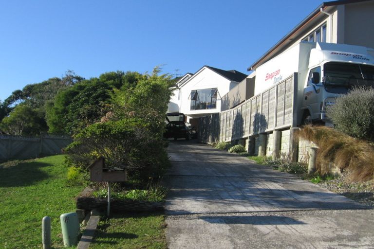 Photo of property in 3 Pilot Lane, Whitby, Porirua, 5024