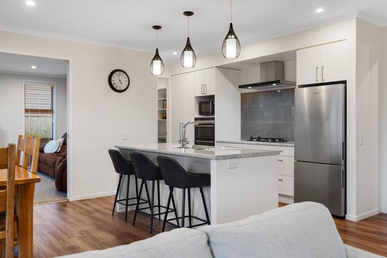 Photo of property in 6 Damien Place, Ohauiti, Tauranga, 3112