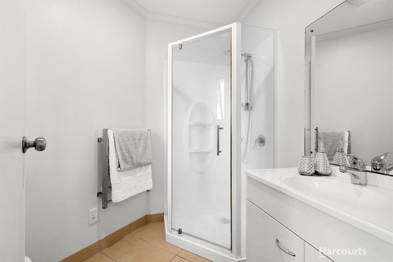 Photo of property in 6b Twin Court, Albany, Auckland, 0632