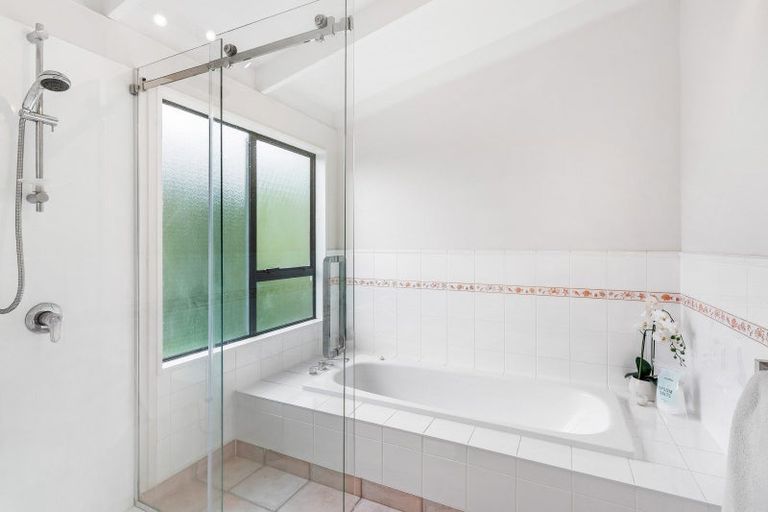 Photo of property in 361i Paremoremo Road, Paremoremo, Auckland, 0632