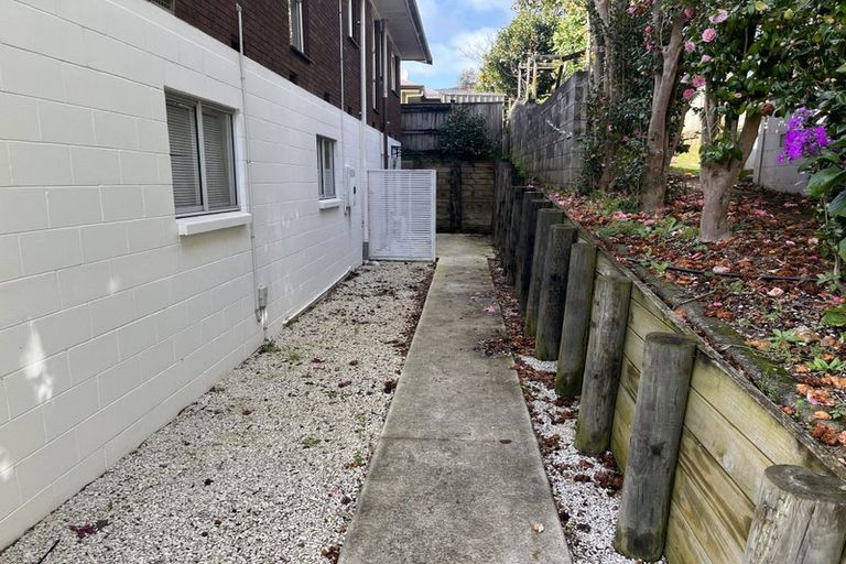 Photo of property in 87 Poaka Avenue, Dinsdale, Hamilton, 3204