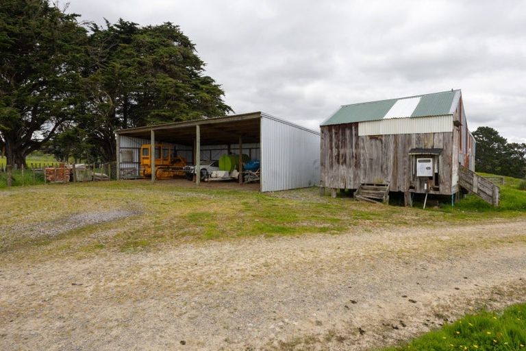 Photo of property in 158 Pahiatua Aokautere Road, Aokautere, 4471