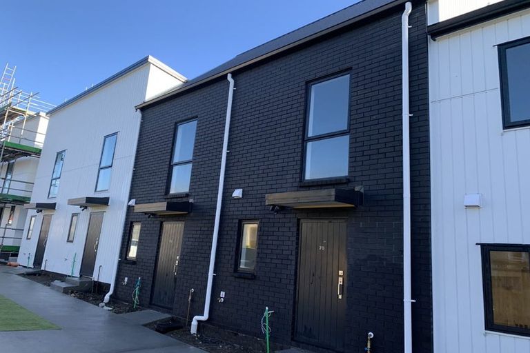 Photo of property in 2/125b Metcalfe Road, Ranui, Auckland, 0612