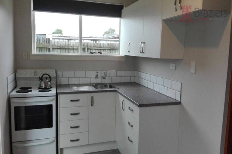 Photo of property in 4/36 Edward Avenue, Edgeware, Christchurch, 8013