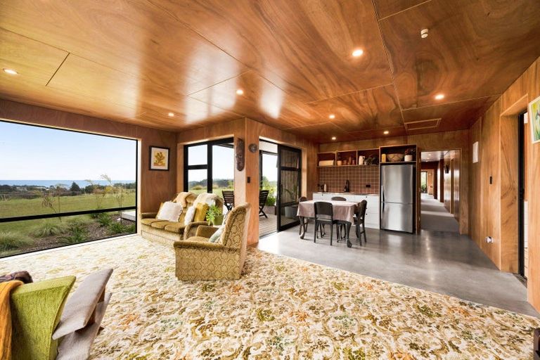 Photo of property in 27 Wilson Road, Urenui, 4375