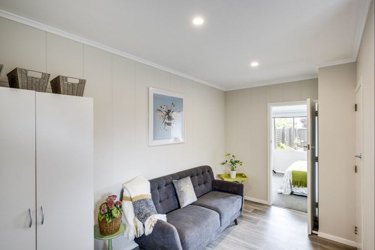 Photo of property in 2/1 Hitchings Avenue, Onekawa, Napier, 4110