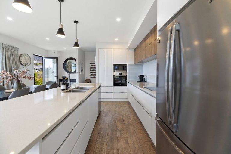 Photo of property in 3a Rannoch Drive, Jacks Point, Queenstown, 9371