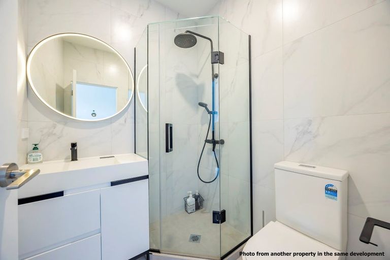 Photo of property in 57a Edmonton Road, Henderson, Auckland, 0612