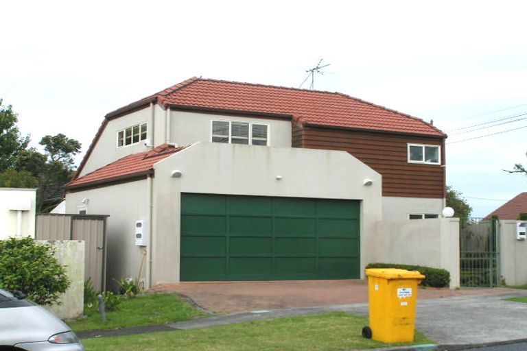 Photo of property in 1/22 Francis Street, Hauraki, Auckland, 0622