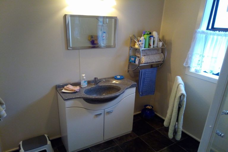 Photo of property in 77 Harris Street, Pukekohe, 2120